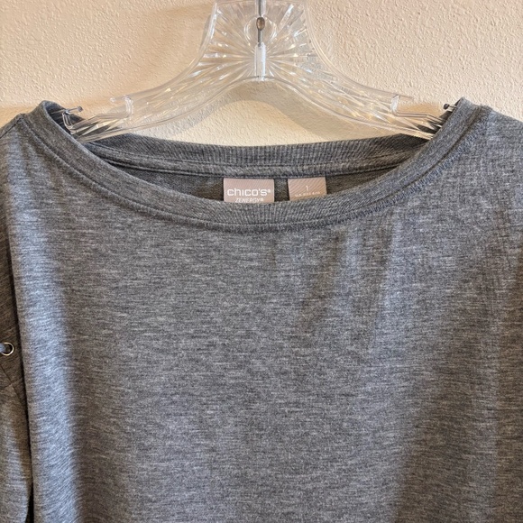 Chico's Zenergy Women's Gray Long Sleeve SZ 1 (Medium) EUC Scoop Neck - Picture 4 of 10
